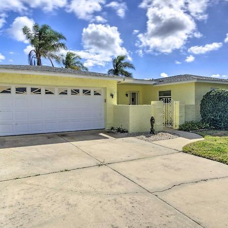 Merritt Island Home With Boat Dock On Canal Front! Bagian luar foto