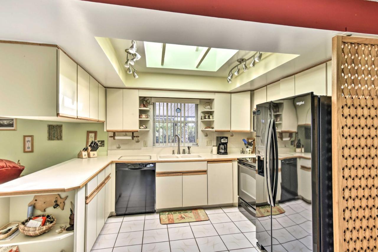 Merritt Island Home With Boat Dock On Canal Front! Bagian luar foto