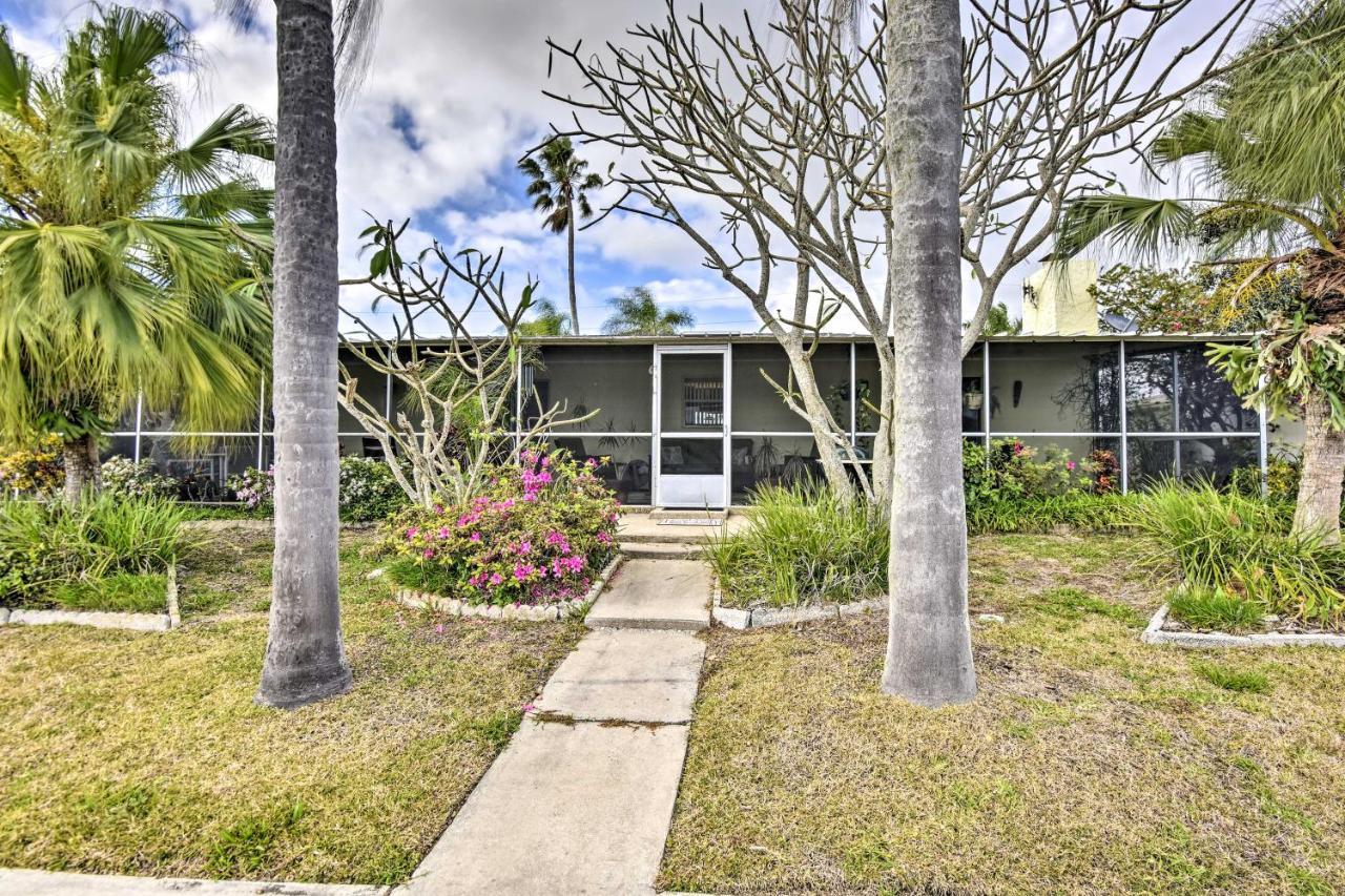 Merritt Island Home With Boat Dock On Canal Front! Bagian luar foto